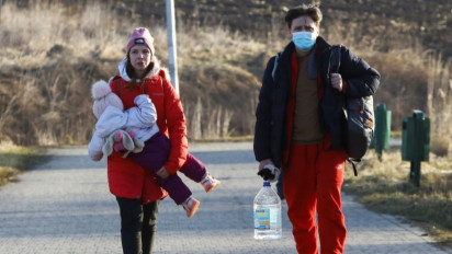 BREAKING NEWS: Polandia Mulai Menyiapkan RS Untuk Merawat Korban Invasi