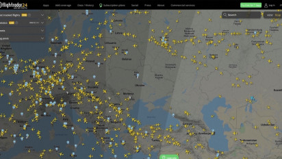 Sejumlah Pesawat Mengalihkan Rute Hindari Ukraina Pasca Serangan Rusia