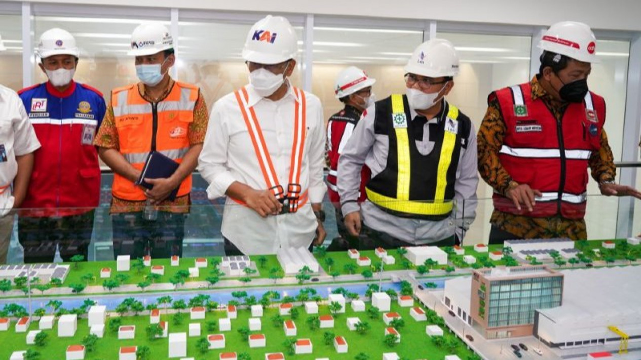 LRT Jabodebek Akan Beroperasi Agustus 2022
            - galeri foto