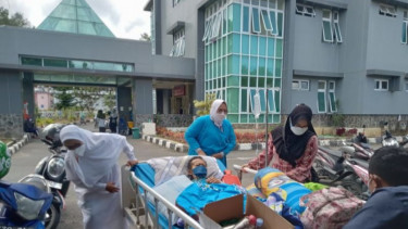 Gempa Pasaman, Pasien RSAM Dievakuasi dan Dirawat Ke Tenda Darurat