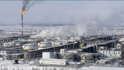 Harga Minyak Meroket Usai AS Serang Iran, Pemerintah Diminta Waspada Lonjakan Beban APBN