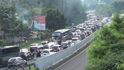 Akhir Pekan Panjang Isra Mi'raj, Lalu Lintas ke Puncak Bogor Padat Meski Sudah Diterapkan Gage