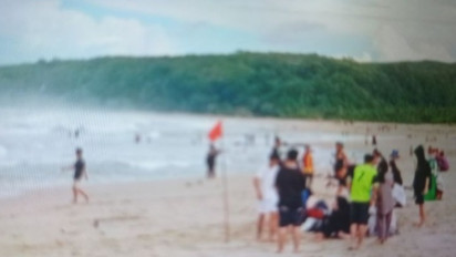 Tim SAR Sisir Pelajar Jakarta Terseret Ombak di Perairan Sawarna Lebak