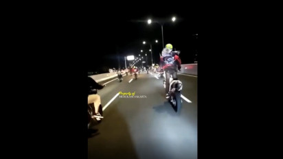 Viral Bikers Supermoto Terobos Tol Kelapa Gading, Ini Kata Ketuanya
