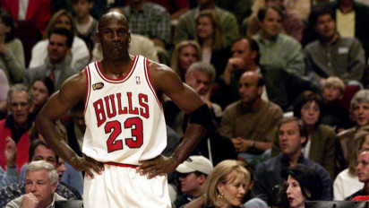 Dua Tiket Tak Terpakai Debut NBA Michael Jordan pada 1984 Laku Rp6,7 miliar