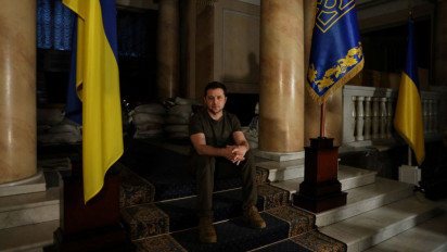 Ini Isi Wawancara Eksklusif Presiden Ukraina: Hentikan Pengeboman!