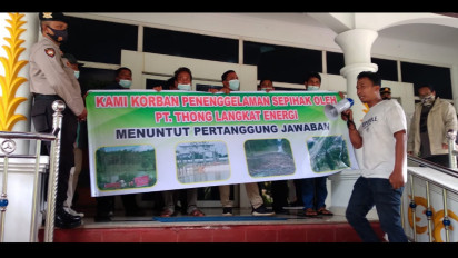 Warga Korban Bendungan PLTM Kembali Demo Kantor DPRD Langkat