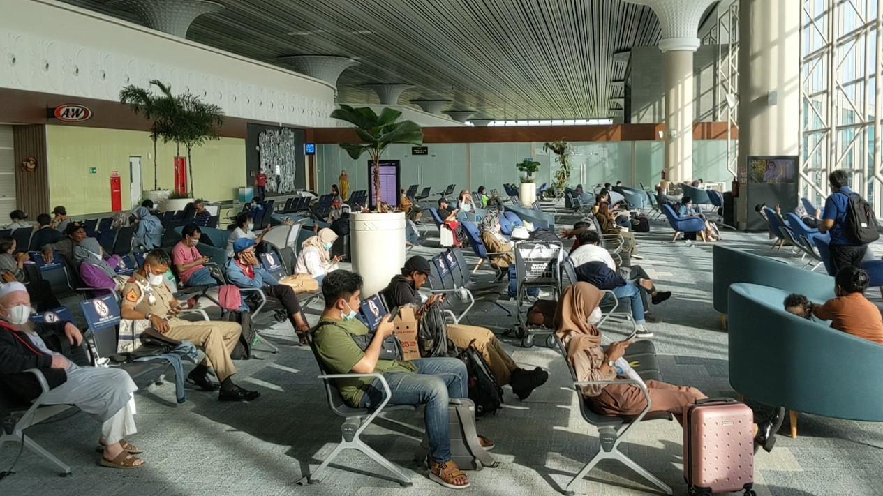 Libur Nyepi, Penumpang Pesawat di Bandara YIA Meningkat 15 Persen
            - galeri foto