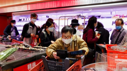 Ditengah Isu Lockdown, Toko Swalayan Hong Kong Batasi Pembelian Bahan Pokok