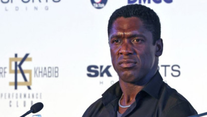 Mantan Pesepakbola Clarence Seedorf Resmi Jadi Mualaf