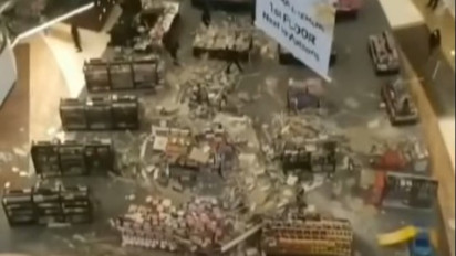 Plafon Atap Lippo Mall Kemang Ambruk