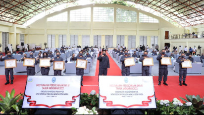 Kepala BNN RI Beri Penghargaan Pada Satker Berprestasi