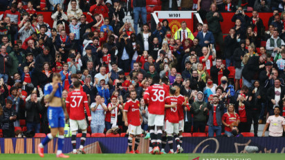 AS Roma Incar Bek Sayap Diogo Dalot Dari Manchester United