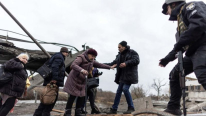 Rusia Tawarkan Koridor Kemanusiaan Akses Sipil Tinggalkan 5 Kota Ukraina