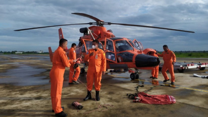 Basarnas Kerahkan Helikopter Untuk Pencarian KM Putra Nusantara SN Yang Hilang Kontak