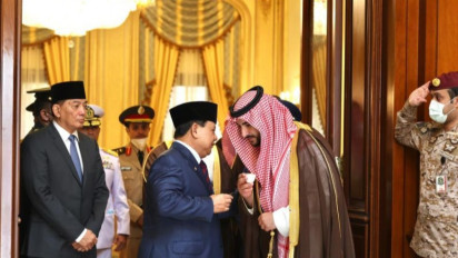 Probowo Bertemu Pangeran Khalid Bahas Kerja Sama Industri Pertahanan di Riyadh
