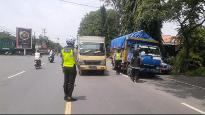 Polisi di Probolinggo Razia Truk ODOL di Jalur Lintas Selatan