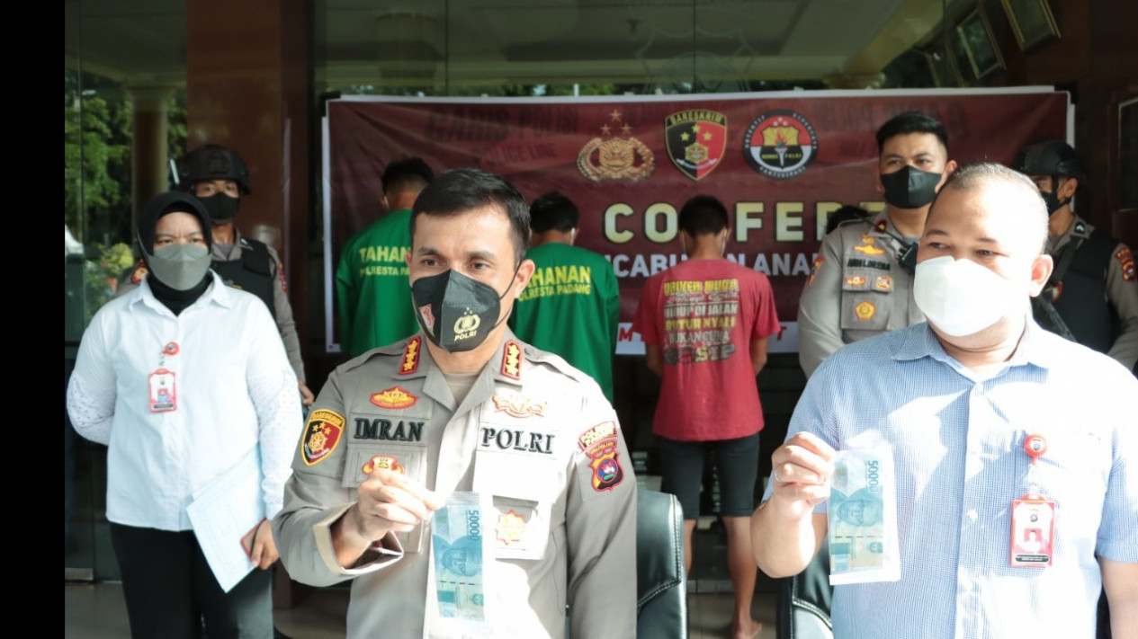 Lagi! Kejahatan Seksual Bergiliran terhadap Anak Terjadi di Kota Padang
            - galeri foto