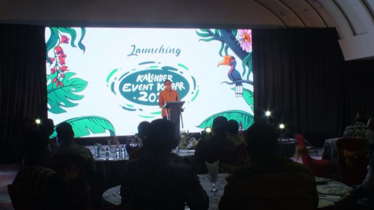 Menparekraf Resmikan Kalender Event Wisata Kalbar
            - galeri foto