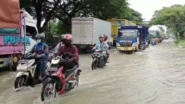 Banjir di Jalur Pantura Batangan Pati, Arus Lalu lintas Tersendat