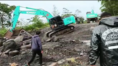 Antisipasi Banjir Lahar Dingin, Penambangan Pasir Merapi Dihentikan