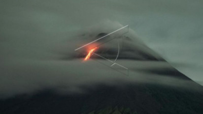 BPPTKG: Merapi Luncurkan Guguran Lava Pijar ke Barat Daya dan Tenggara