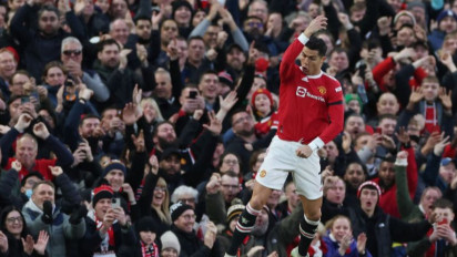 Trigol Ronaldo Bawa Manchester United Raih Kemenangan 3-2 Atas Tottenham Hotspur