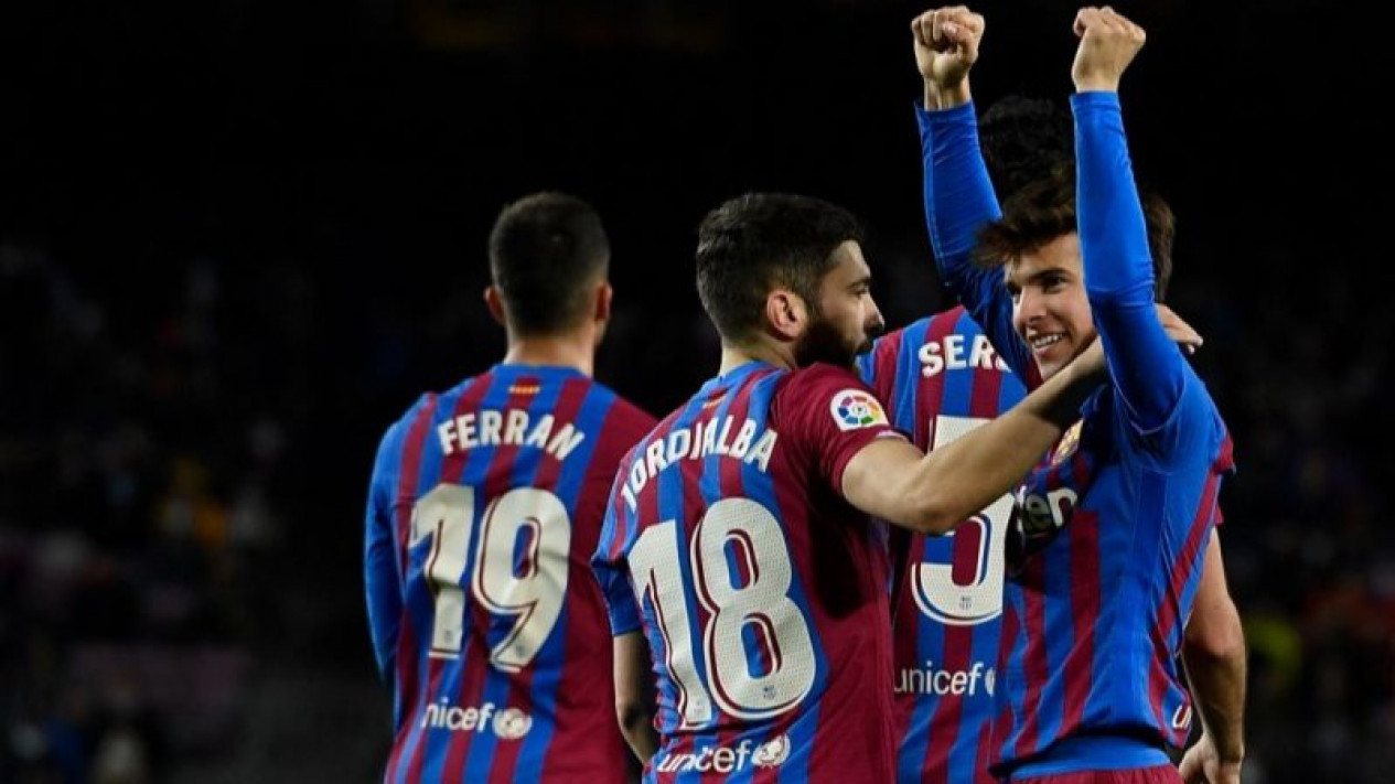 Duet Maut Torres dan Dembele Saat Barcelona Hancurkan Osasuna 4-0
            - galeri foto
