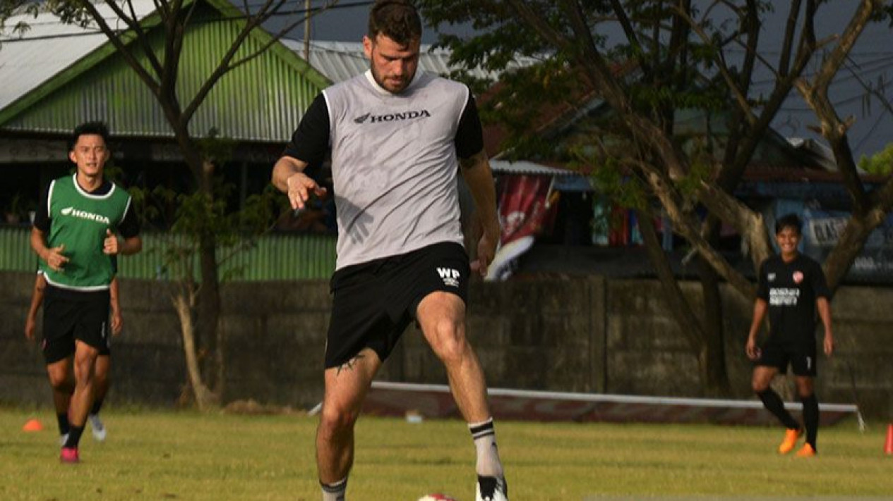 PSM Ditahan Imbang Persela 2 - 2
            - galeri foto