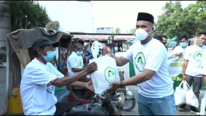 Deklarasi Dukungan Ganjar Pranowo, Santri Sumut Bagikan Beras dan Minyak Goreng