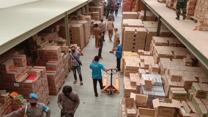 Antisipasi Penimbunan, Tim Gabungan Sidak Gudang Distributor Minyak Goreng di Sumbawa