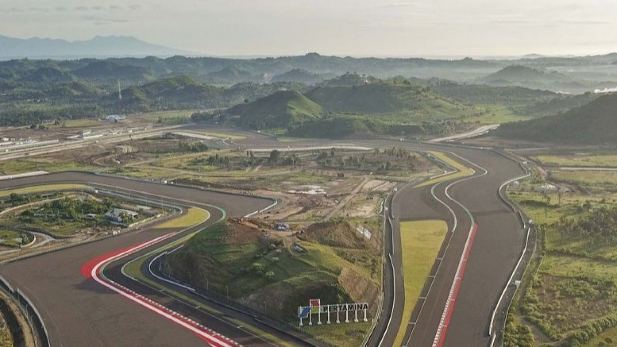 Investasi KEK Mandalika Tembus Rp5,96 Triliun, Investor Asing Terus Berdatangan
            - galeri foto