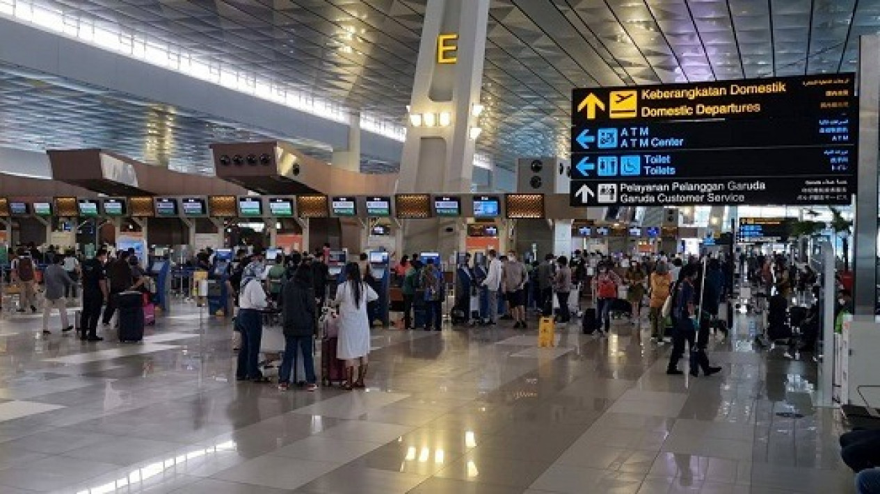 Jelang Moto GP Penumpang Bandara Soetta Naik 20 Persen
            - galeri foto
