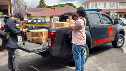 Polisi Gagalkan Upaya Penyelundupan 1080 Liter Minyak Goreng ke Pekanbaru