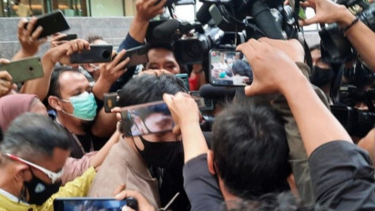 Atta Halilintar Kembalikan Tas Pemberian Doni Salmanan ke Penyidik