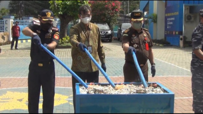 Bea Cukai Gorontalo Musnahkan Ratusan Ribu Batang Rokok Ilegal