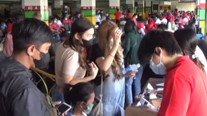 Warga Padati Vaksinasi Massal PSMTI Berhadiah Rumah