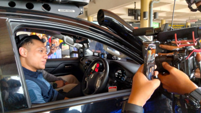 AHY Nyetir Sendiri Kunjungi Korban Gempa Pasaman Barat