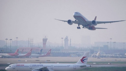 Pesawat China Eastern Jatuh, Hutan Terbakar dan 132 Orang Belum Jelas Nasibnya