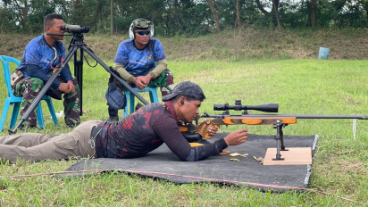 Asah Keterampilan, Prajurit TNI AL Ikuti Kejuaraan Menembak di Bumi Marinir Karangpilang