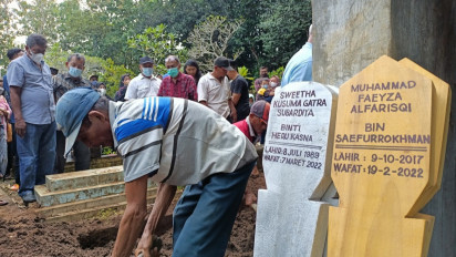 Bidan Sweetha dan Anaknya Korban Pembunuhan Dimakamkan Satu Liang Lahad