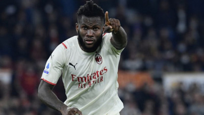 Barcelona Dikabarkan Telah Selesaikan Proses Transfer Gelandang AC Milan Franck Kessie