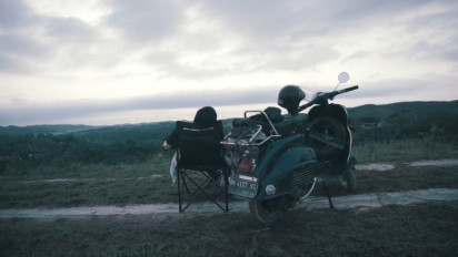 Naik Vespa Keliling Indonesia, Gadis Berhijab Temukan Toleransi