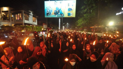 Ribuan Muslim di Kota Palu Gelar Pawai Obor Sambut Ramadhan