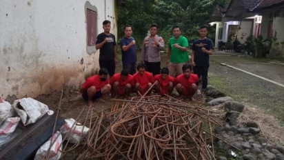 Nekat Curi Material Bangunan, 5 Orang Pria Ditangkap Polisi