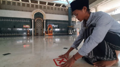 MUI Tangerang Bolehkan Umat Merapatkan Shaf Salat Tarawih Berjamaah