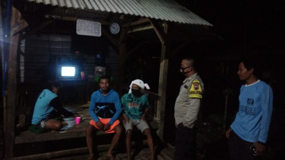 Siang Malam, Polisi di Kendal Gelar Razia dan Sosialisasi Masker