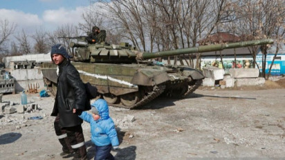 Rusia Kepung kota Mariupol, Prancis: Tak Bantu Warga Sipil Adalah Kesalahan Kolektif