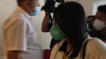 Dea OnlyFans Datangi Polda Metro Jaya Untuk Wajib Lapor