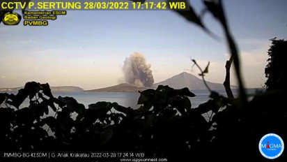 Kembali Erupsi, Gunung Anak Krakatau Lontarkan Abu Vulkanis Setinggi 1.000 Meter